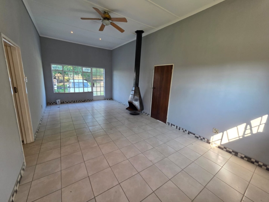 To Let 2 Bedroom Property for Rent in Kromkloof North Sh Free State